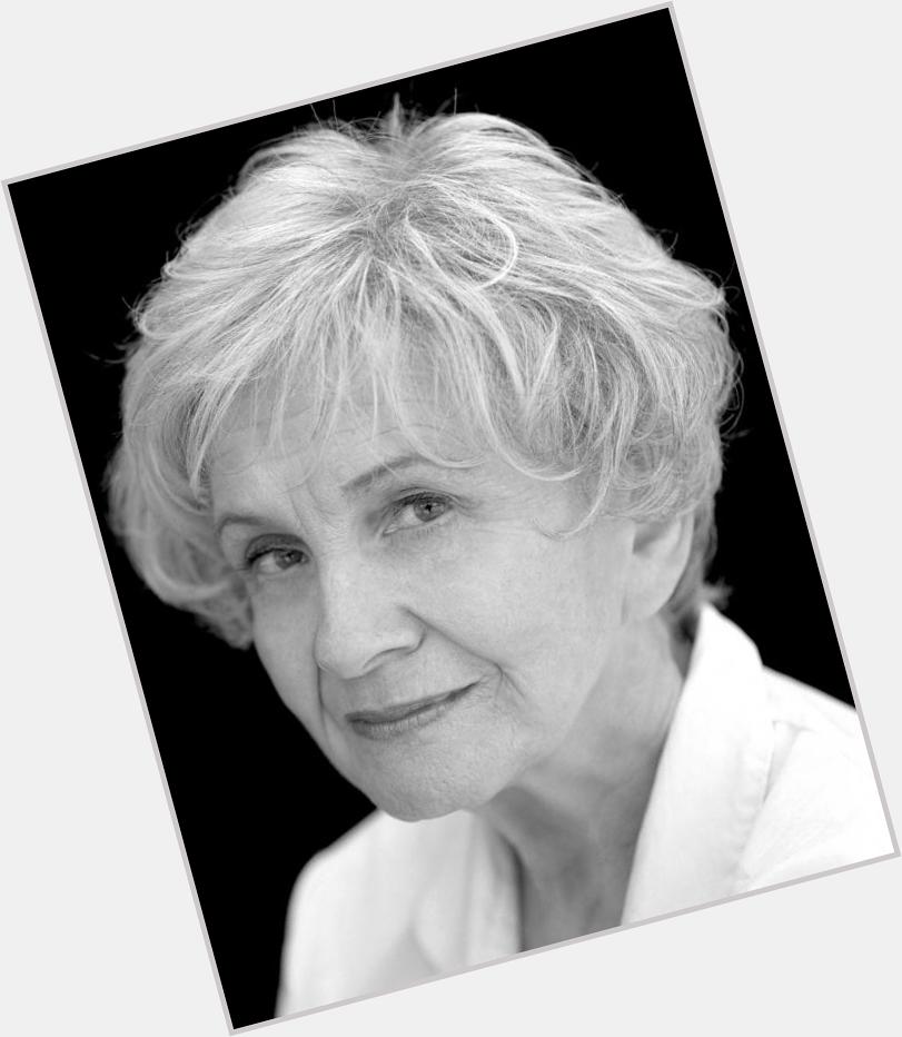 Http://fanpagepress.net/m/A/Alice Munro Hairstyle 5
