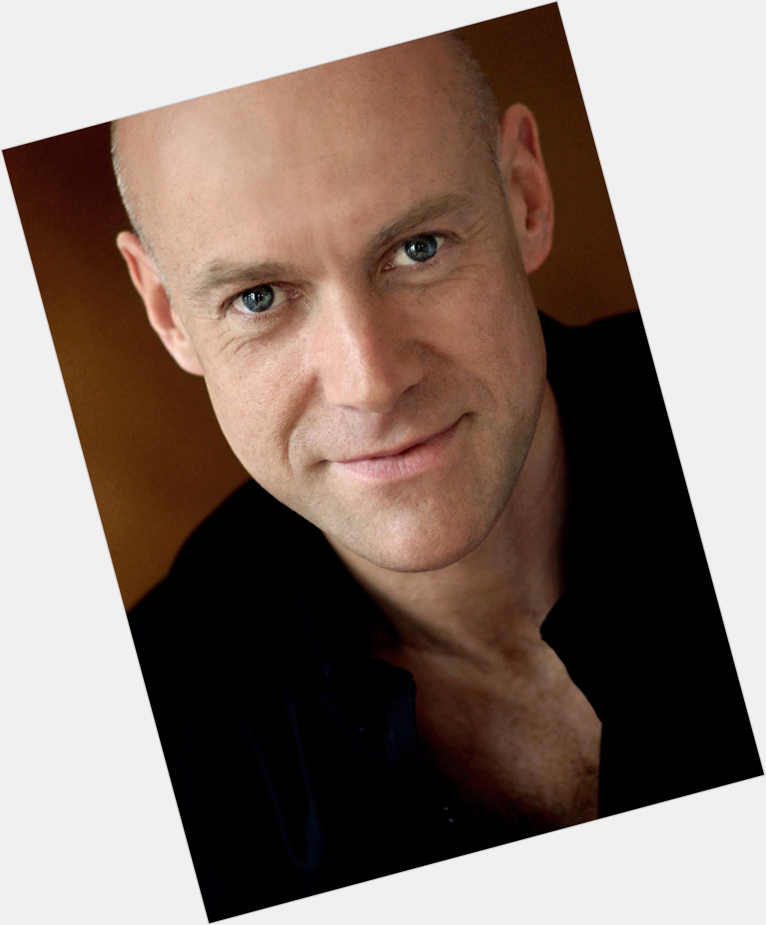 anthony warlow les miserables 2.jpg
