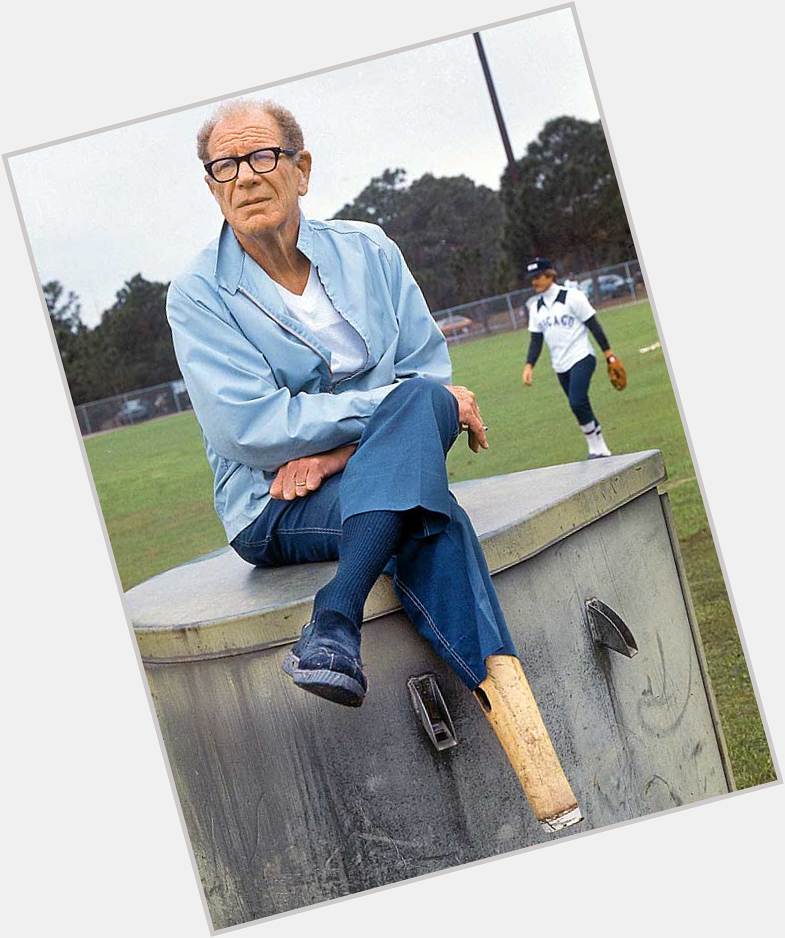 <a href="/hot-men/bill-veeck/where-dating-news-photos">Bill Veeck</a> Athletic body,  blonde hair & hairstyles