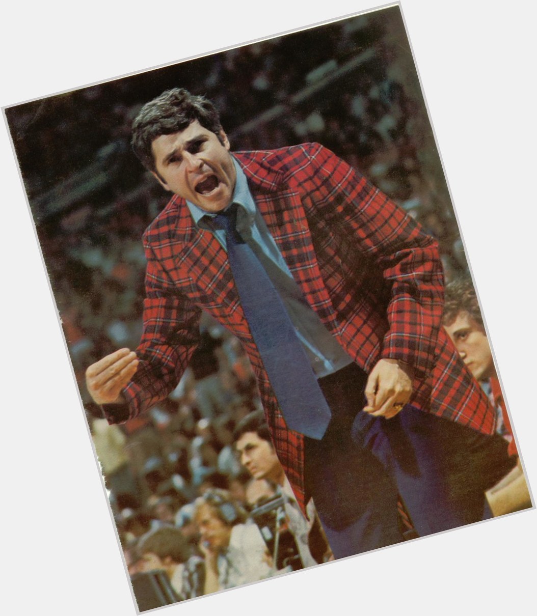 <a href="/hot-men/bobby-knight/is-he-still-coaching-married-alcoholic-working-espn">Bobby Knight</a> Average body,  grey hair & hairstyles