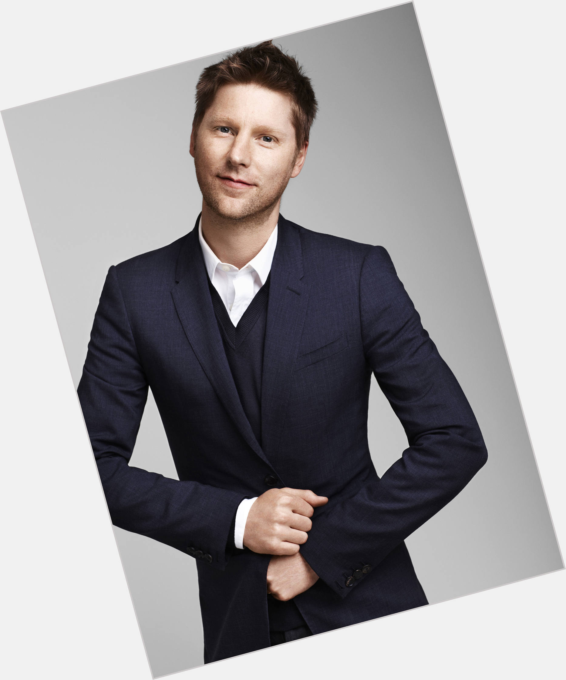 Http://fanpagepress.net/m/C/Christopher Bailey New Pic 1