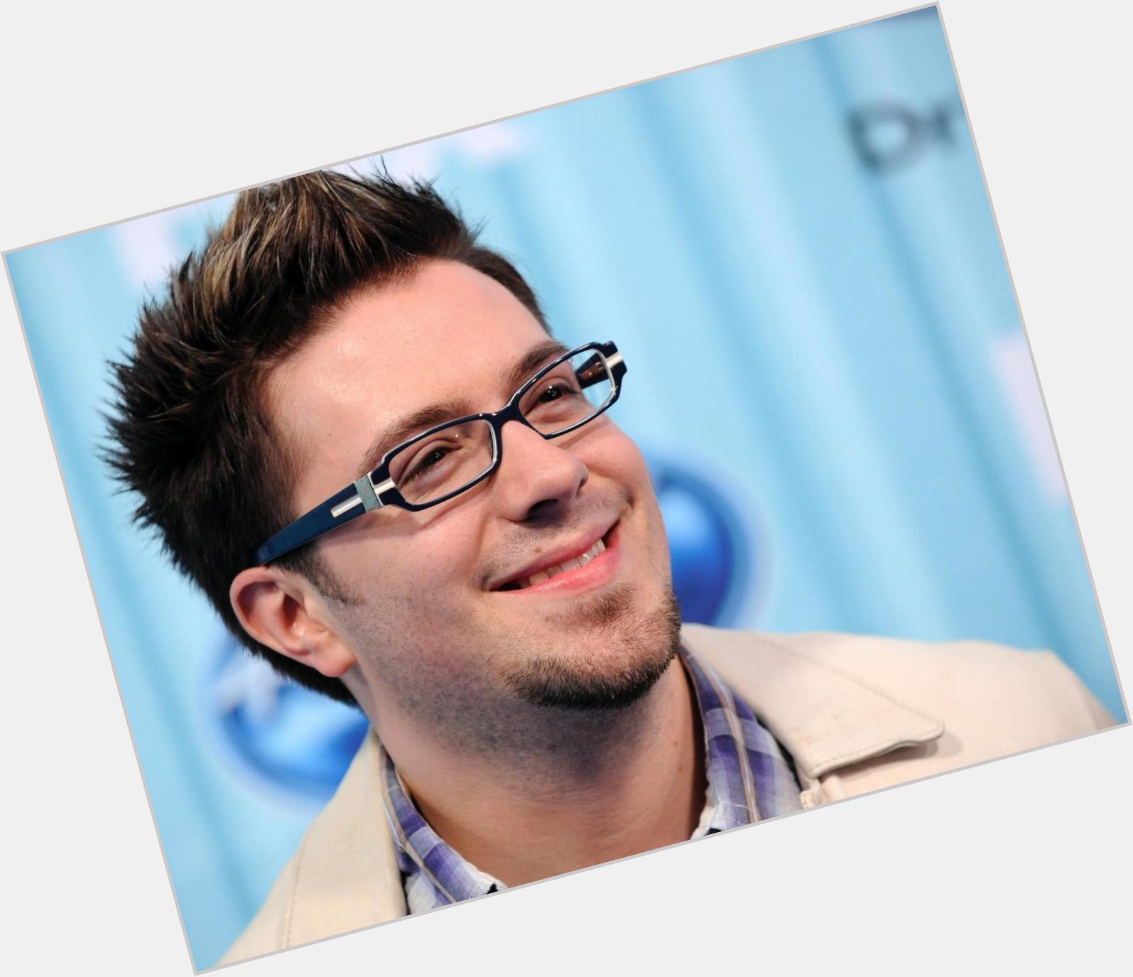 <a href="/hot-men/danny-gokey/is-he-married-christian-hollywood-undead-dating-anyone">Danny Gokey</a> Average body,  dark brown hair & hairstyles