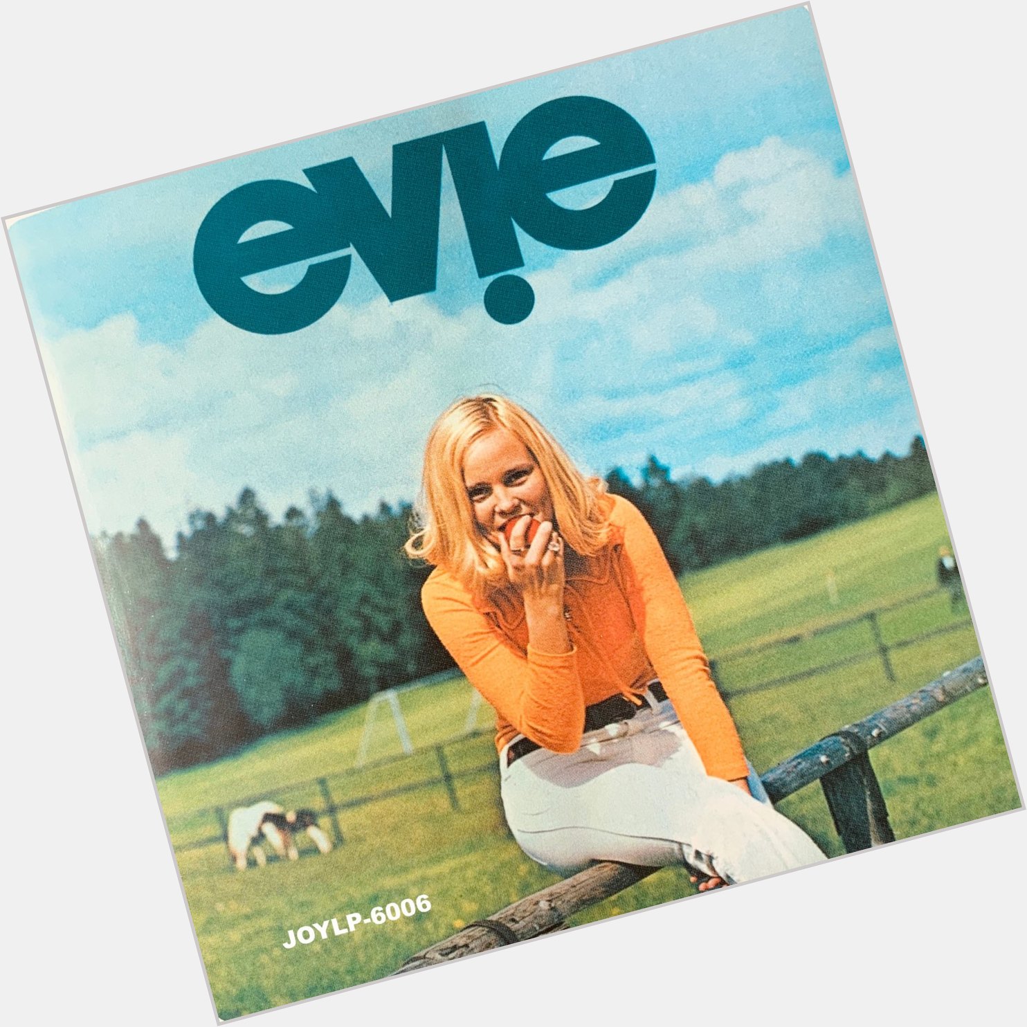 Evie Tornquist Karlsson Official Site for Woman Crush Wednesday WCW