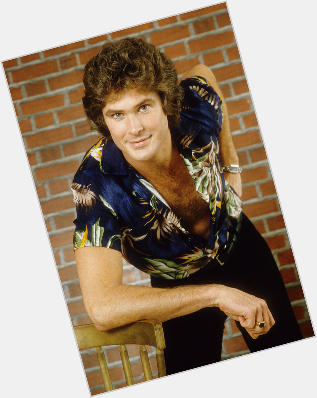 <a href="/hot-men/evil-hasselhoff/is-he-jared">Evil Hasselhoff</a> Athletic body,  grey hair & hairstyles
