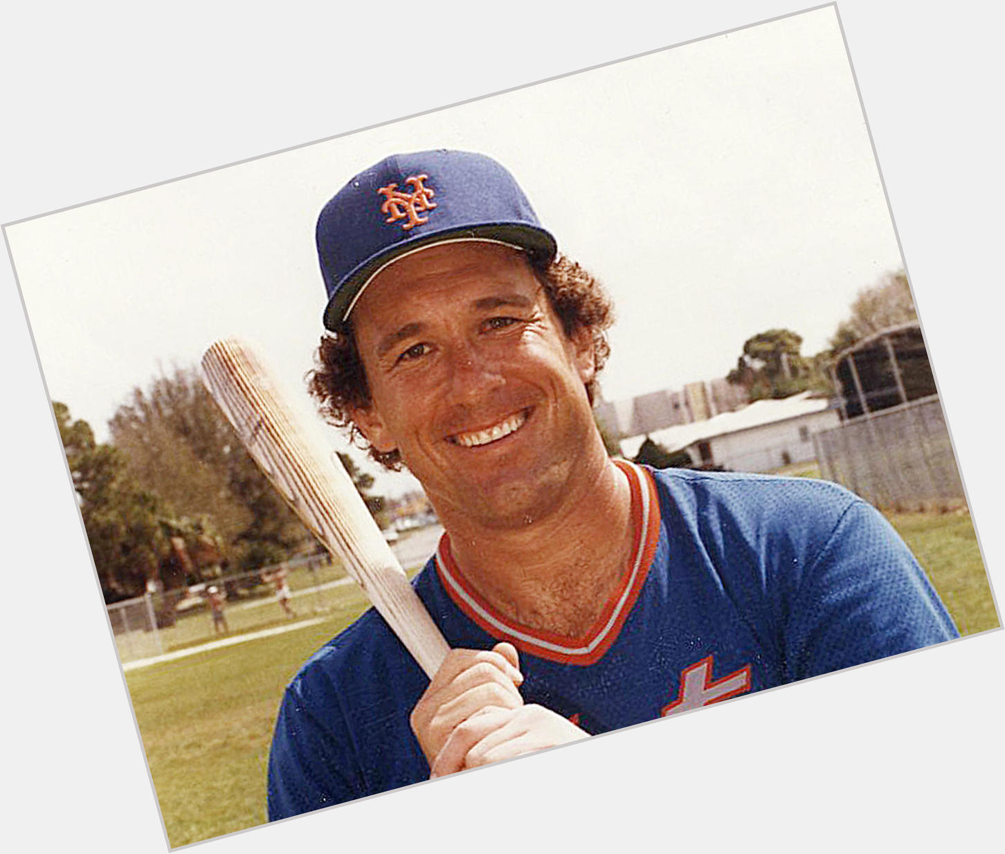 <a href="/hot-men/gary-carter/is-he-hall-fame-going-die-alive-dying">Gary Carter</a>  