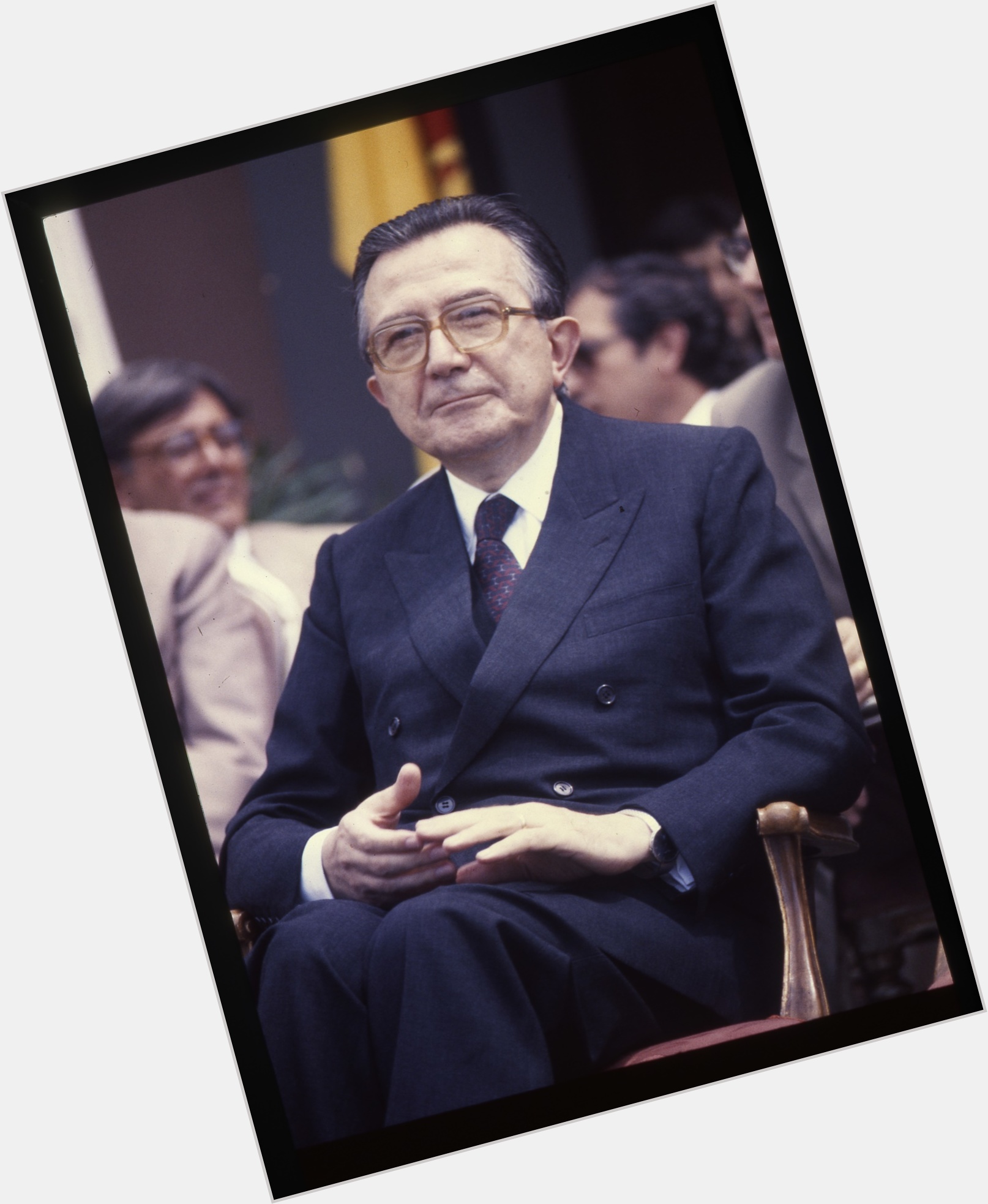 <a href="/hot-men/giulio-andreotti/is-he-still-alive">Giulio Andreotti</a> Slim body,  light brown hair & hairstyles