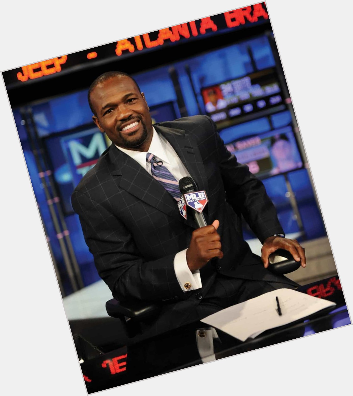 Http://fanpagepress.net/m/H/Harold Reynolds Sexy 0