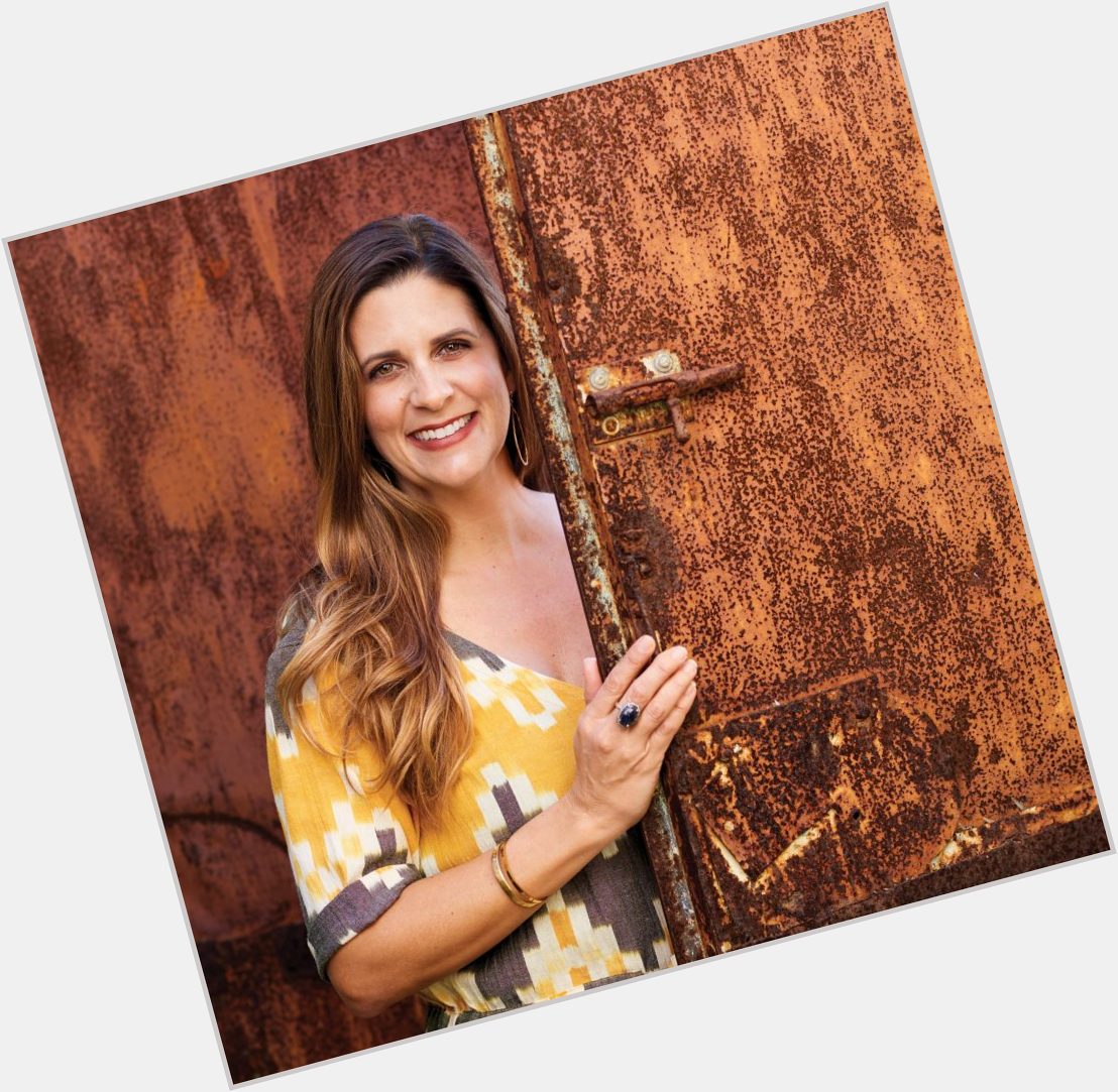 Jennifer Burns Official Site for Woman Crush Wednesday WCW