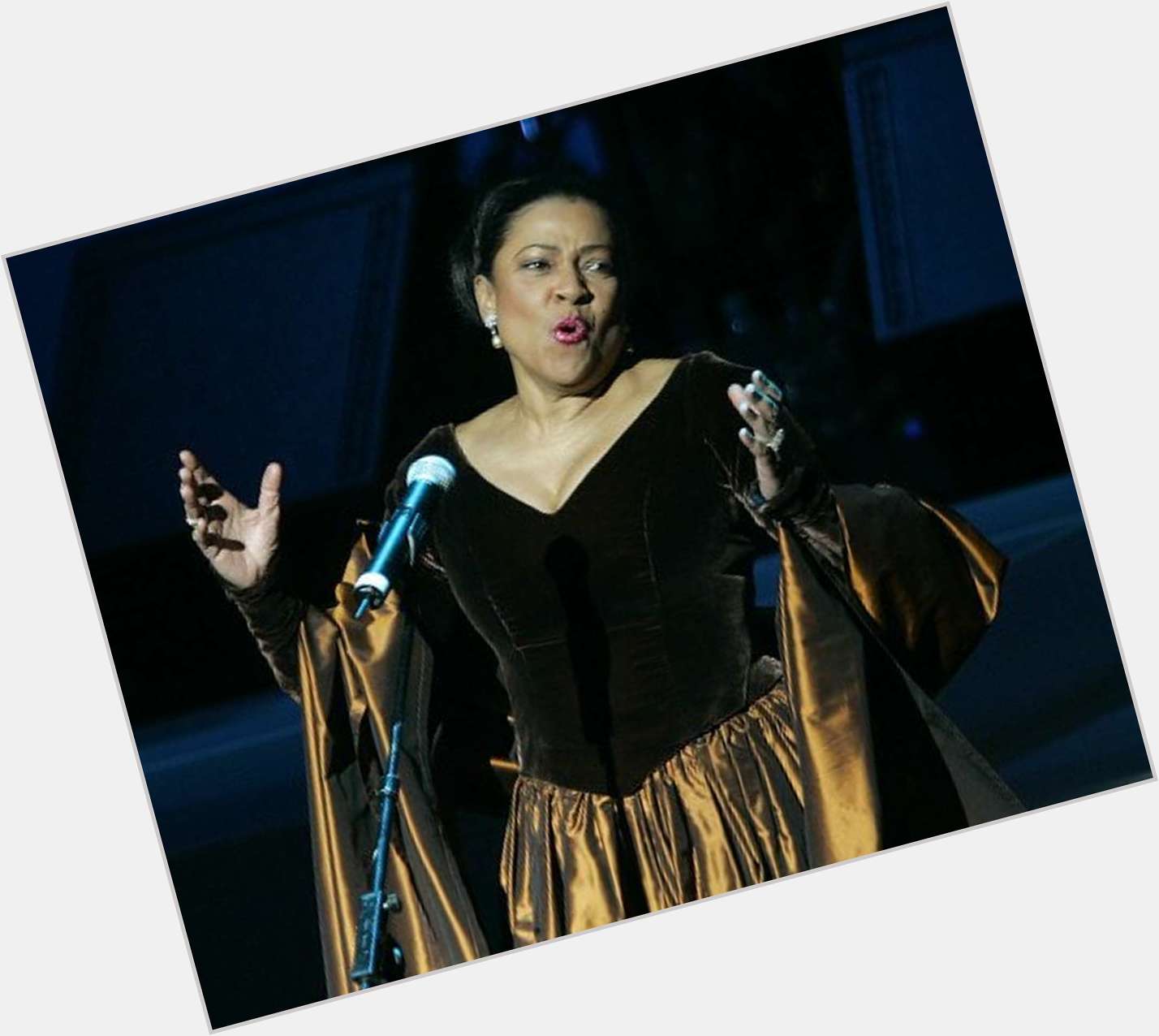 Http://fanpagepress.net/m/K/Kathleen Battle New Pic 1