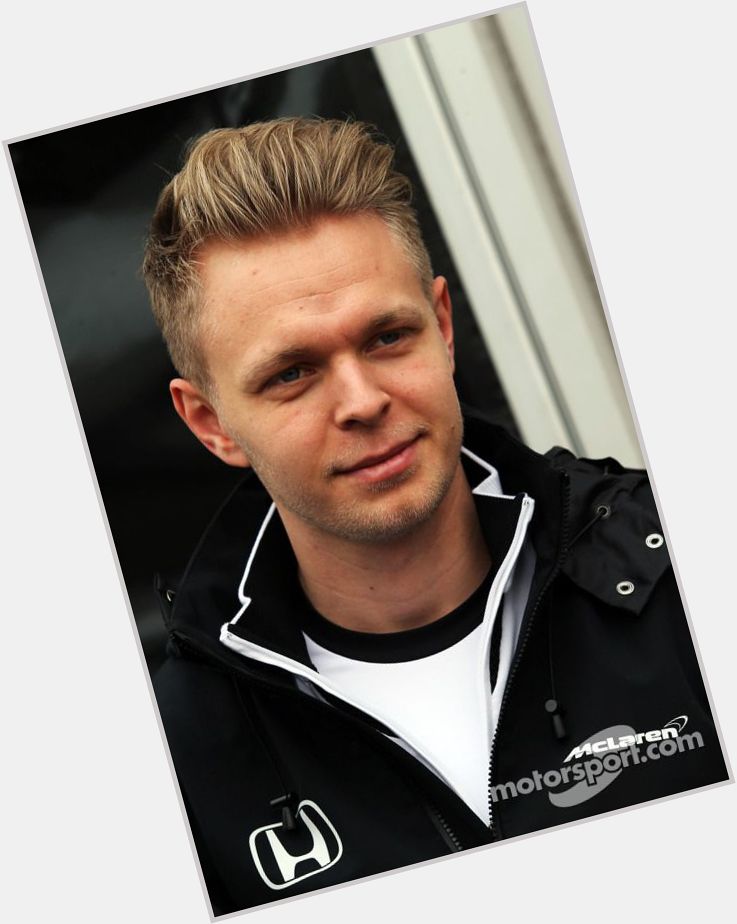 <a href="/hot-men/kevin-magnussen/where-dating-news-photos">Kevin Magnussen</a> Slim body,  blonde hair & hairstyles
