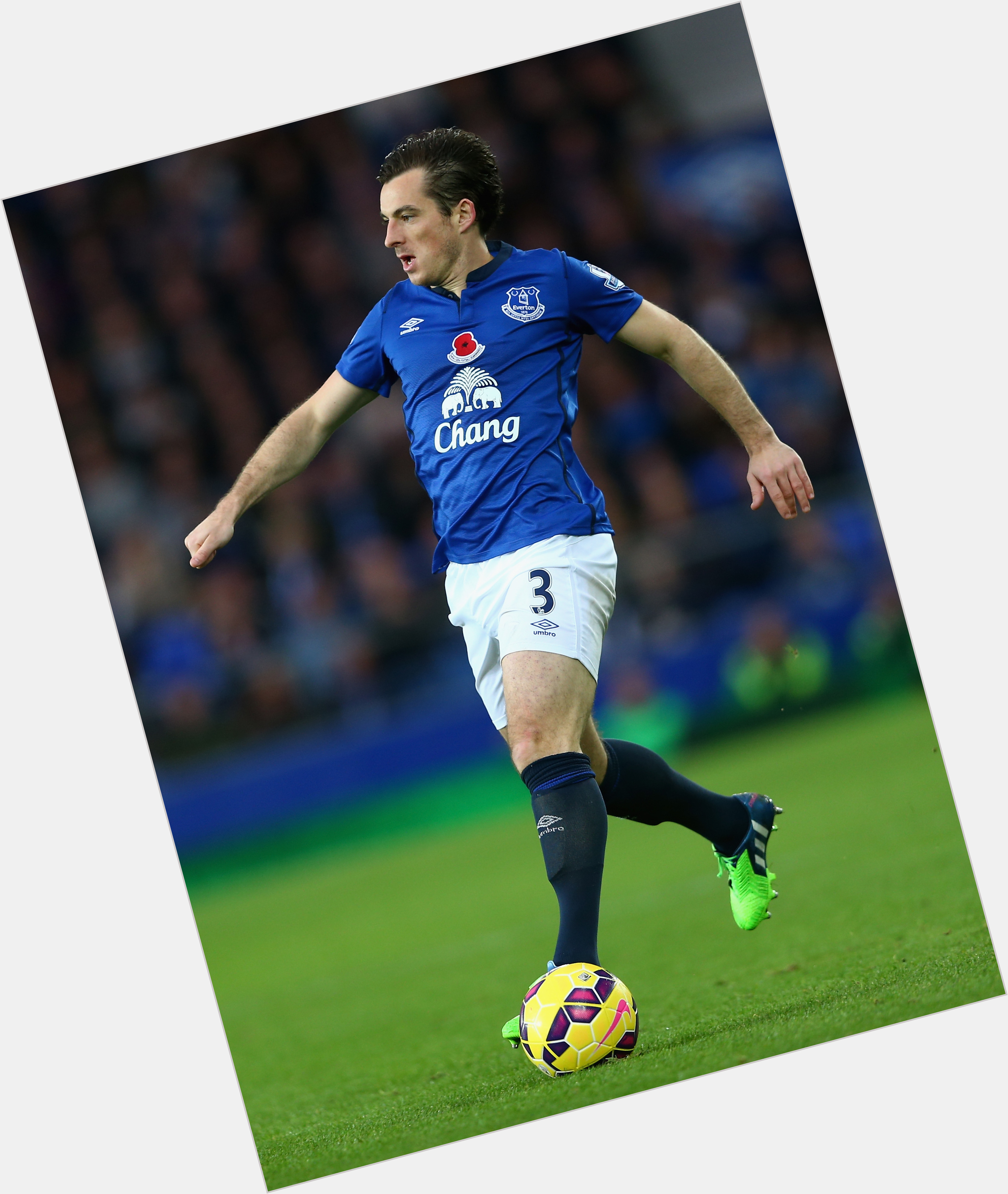 Http://fanpagepress.net/m/L/Leighton Baines New Pic 1