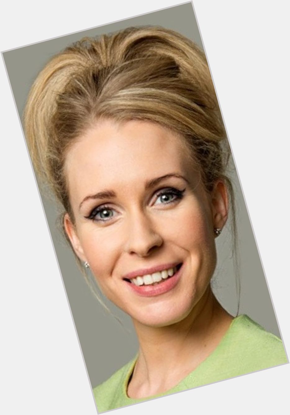 Lucy Beaumont sexy 0.jpg