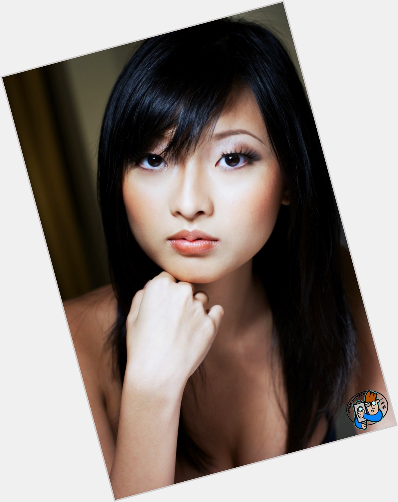 <a href="/hot-women/jamie-ang/is-she-our-angel">Jamie Ang</a> Slim body,  black hair & hairstyles