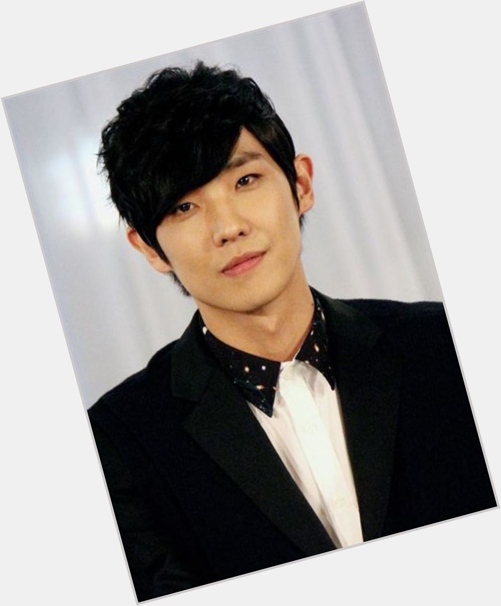 Http://fanpagepress.net/m/L/lee Joon Abs 0