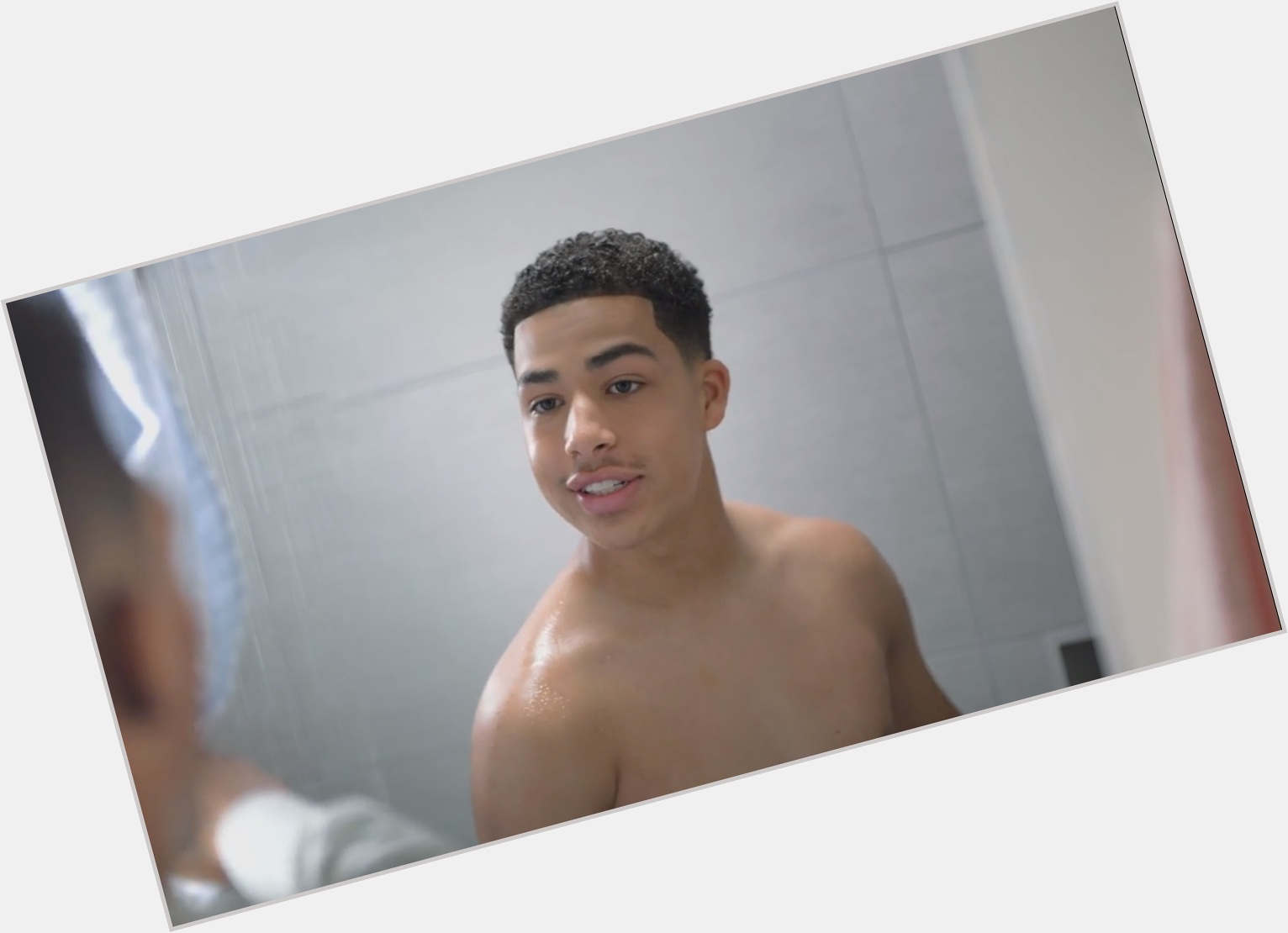 <a href="/hot-men/marcus-scribner/where-dating-news-photos">Marcus Scribner</a> Athletic body,  dark brown hair & hairstyles