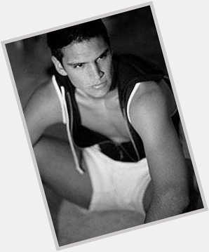 <a href="/hot-men/mark-gonzalez/where-dating-news-photos">Mark Gonzalez</a> Athletic body,  