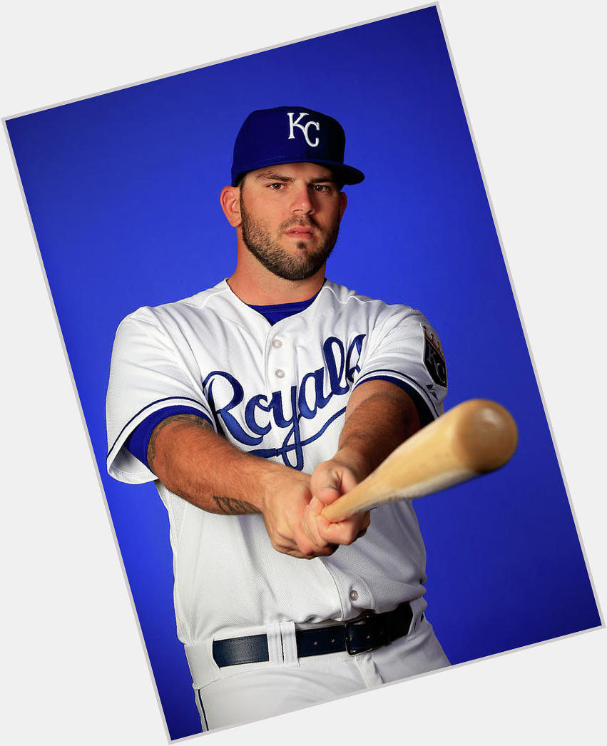 <a href="/hot-men/mike-moustakas/where-dating-news-photos">Mike Moustakas</a> Athletic body,  dark brown hair & hairstyles