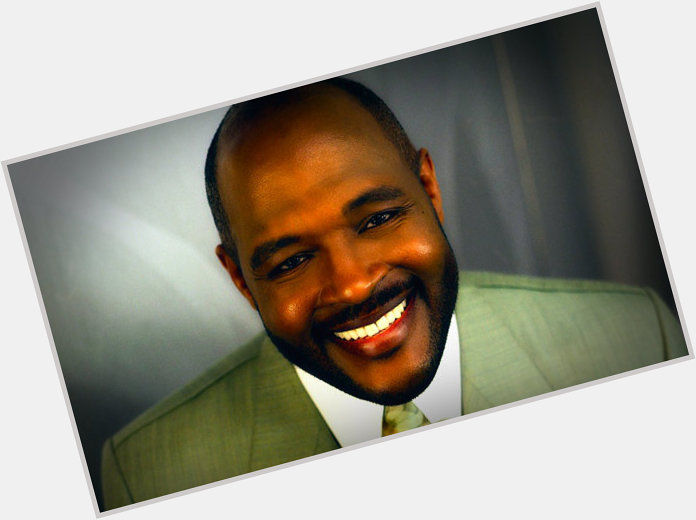 <a href="/hot-men/marvin-winans/is-he-married-now-dating-cogic-bishop-remarried">Marvin Winans</a> Average body,  bald hair & hairstyles