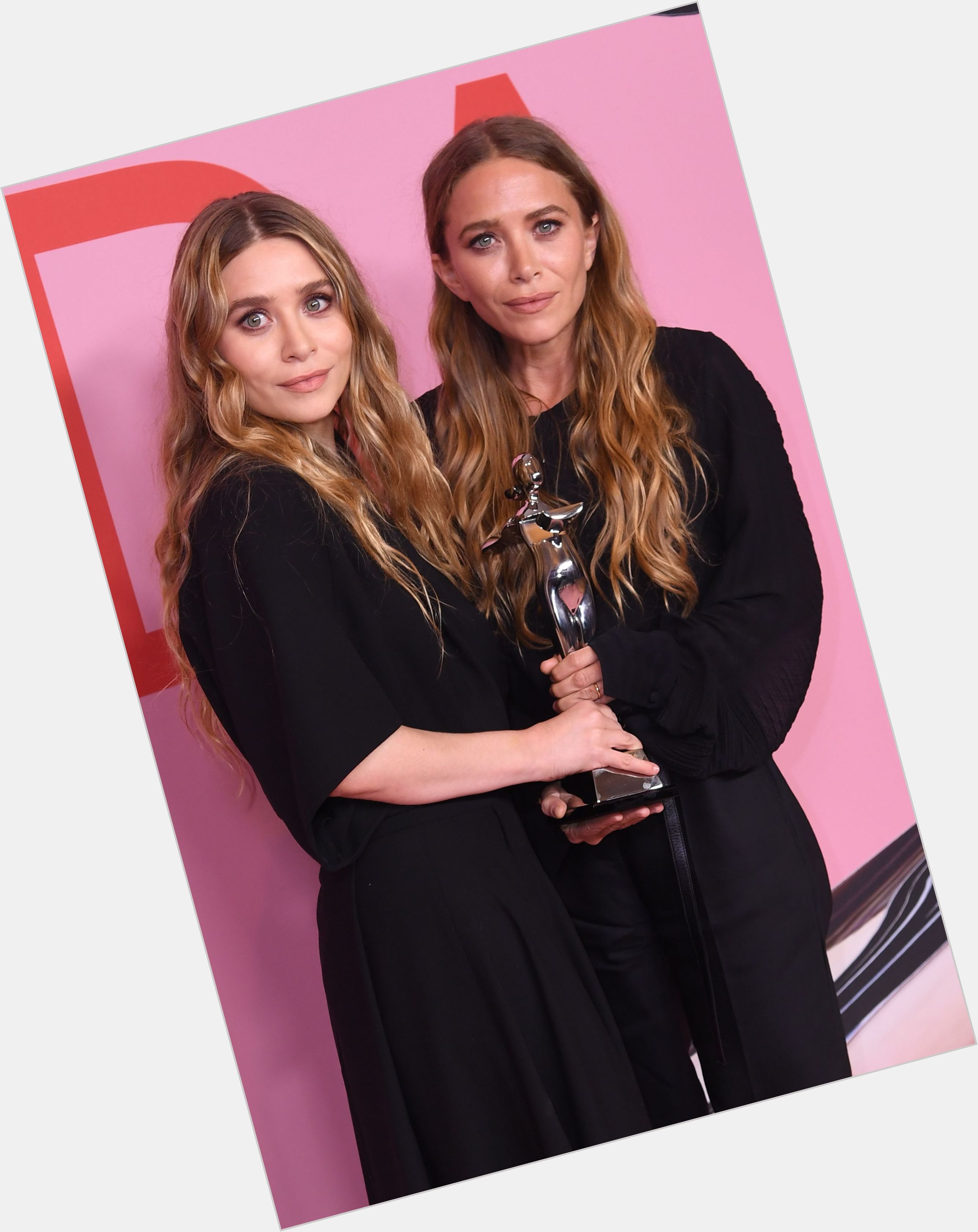 Mary Kate & Ashley Olsen birthday 2015