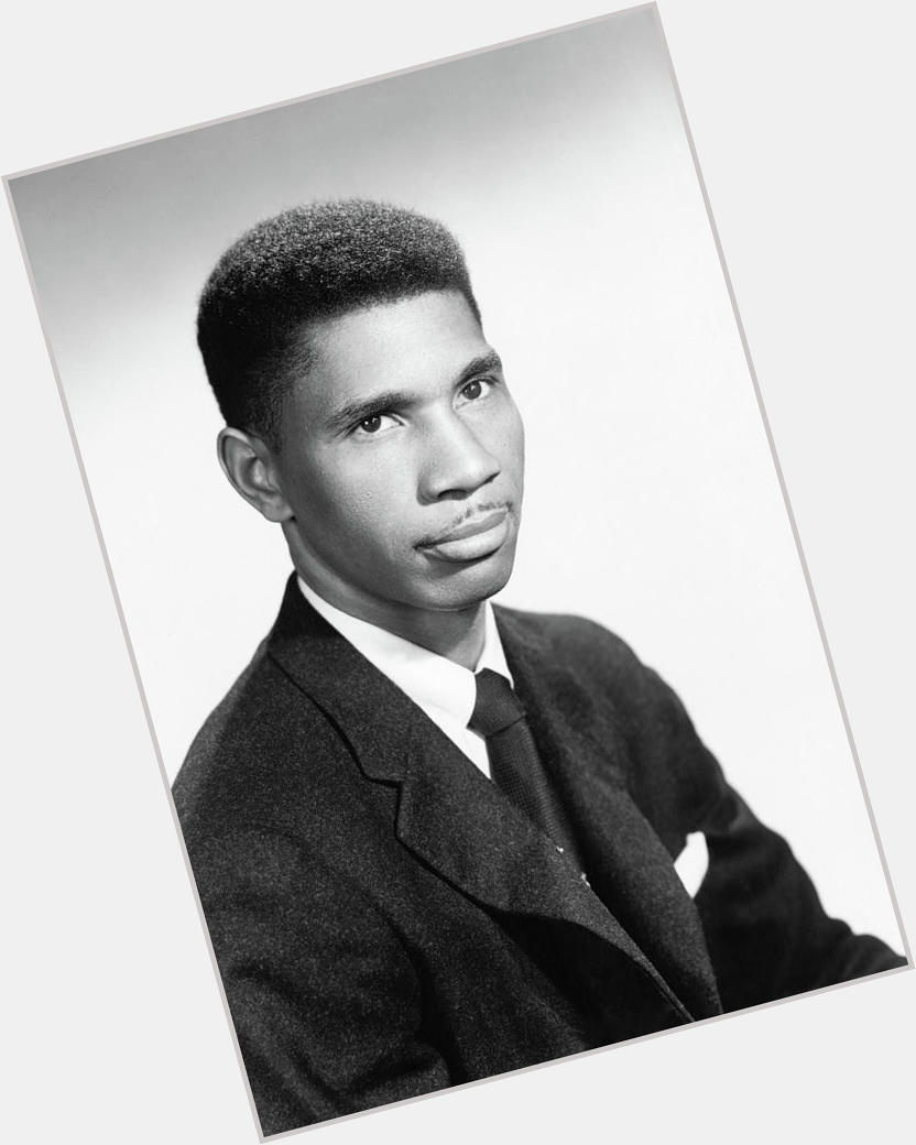 <a href="/hot-men/medgar-evers/is-he-college-open-veterans-day-today-good">Medgar Evers</a> Average body,  black hair & hairstyles