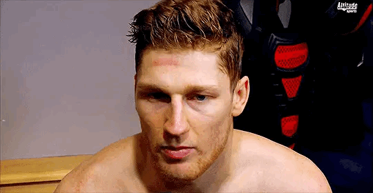 Nathan Mackinnon light brown hair & hairstyles Athletic body, 