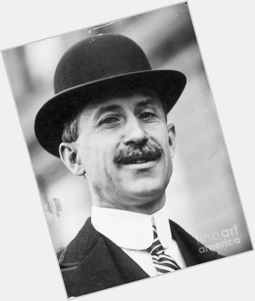 <a href="/hot-men/orville-wright/where-dating-news-photos">Orville Wright</a> Average body,  grey hair & hairstyles