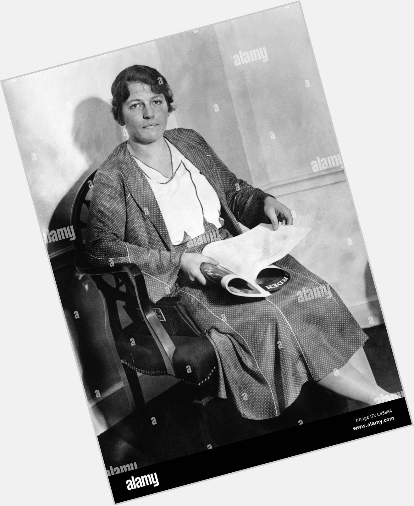 <a href="/hot-women/pearl-s-buck/where-dating-news-photos">Pearl S Buck</a> Average body,  