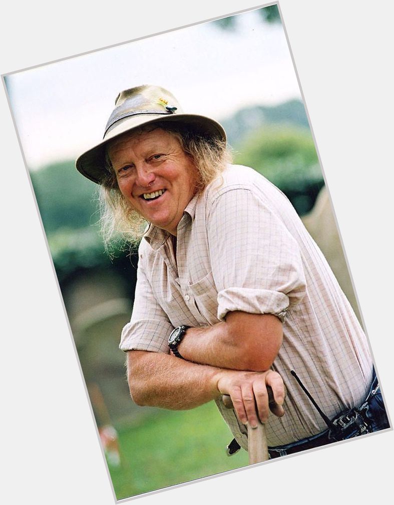 <a href="/hot-men/phil-harding/is-he-married-leaving-time-team-archaeologist-what">Phil Harding</a> Average body,  red hair & hairstyles