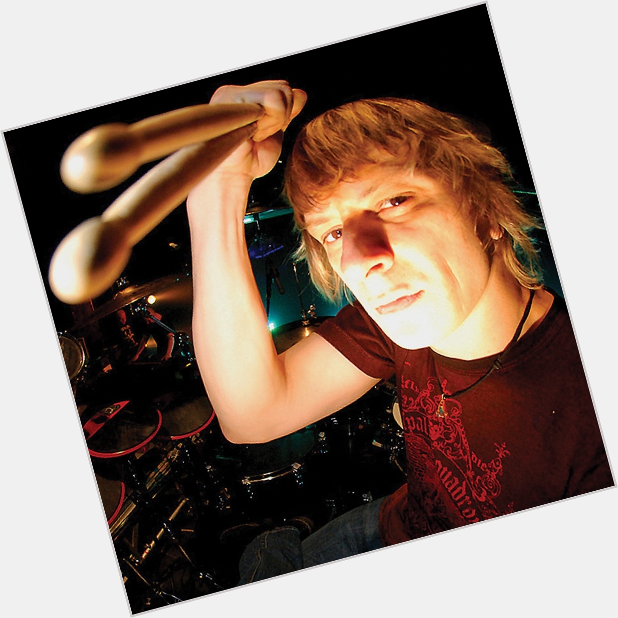 <a href="/hot-men/ray-luzier/where-dating-news-photos">Ray Luzier</a> Slim body,  blonde hair & hairstyles