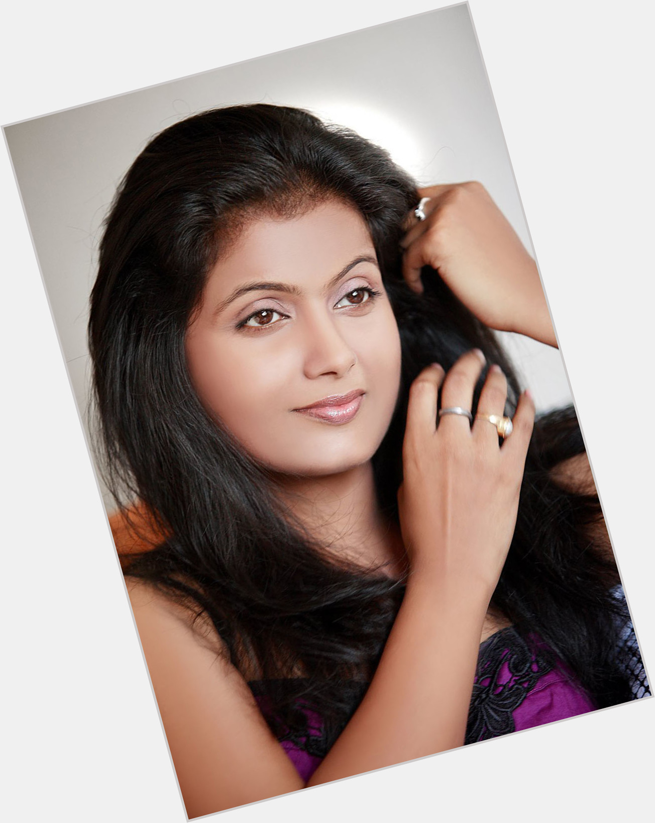 Moumita Debnath: The Powerhouse You Need To Know About - ikc9czm