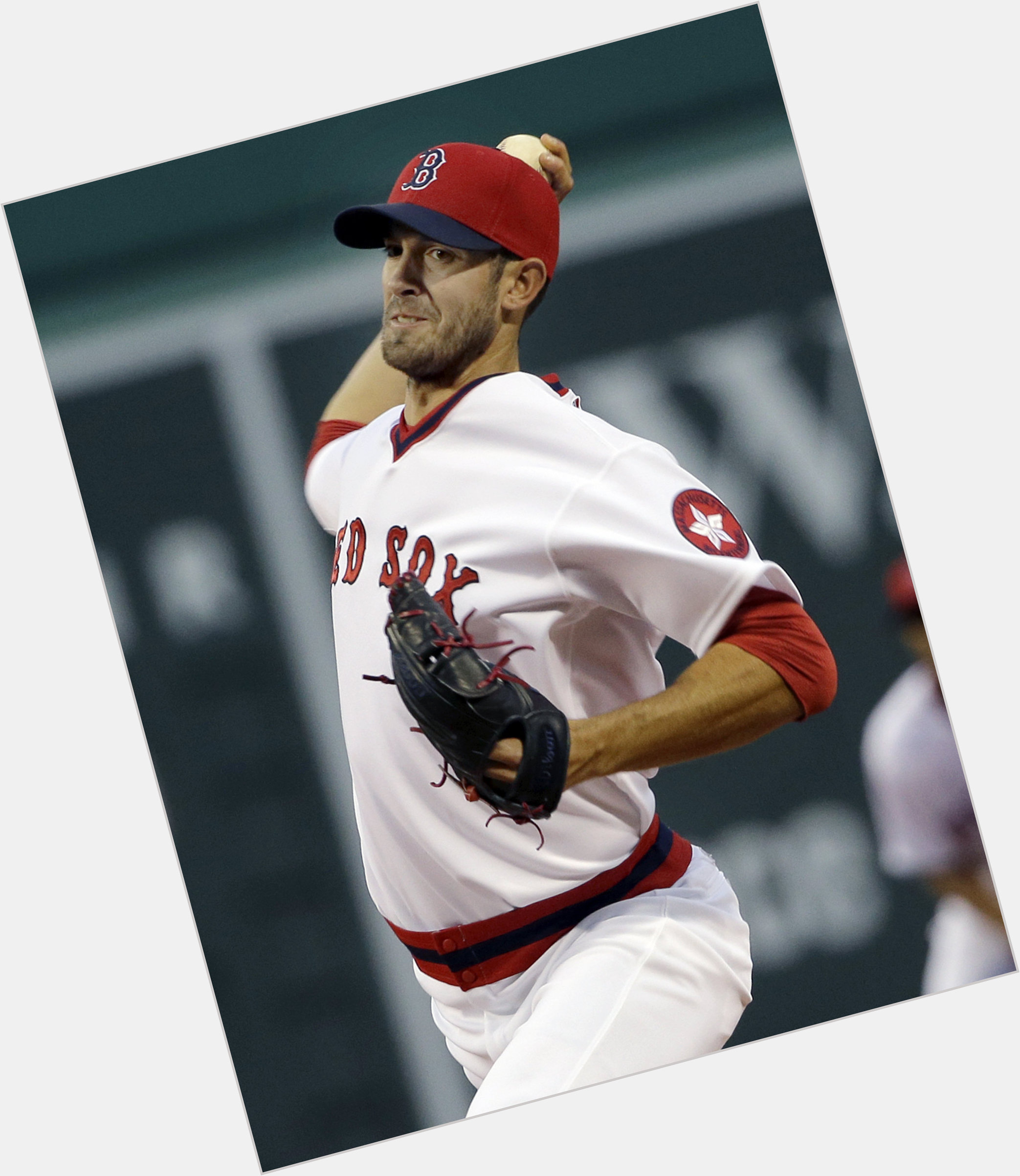 <a href="/hot-men/rick-porcello/is-he-italian-married-where">Rick Porcello</a> Average body,  dark brown hair & hairstyles