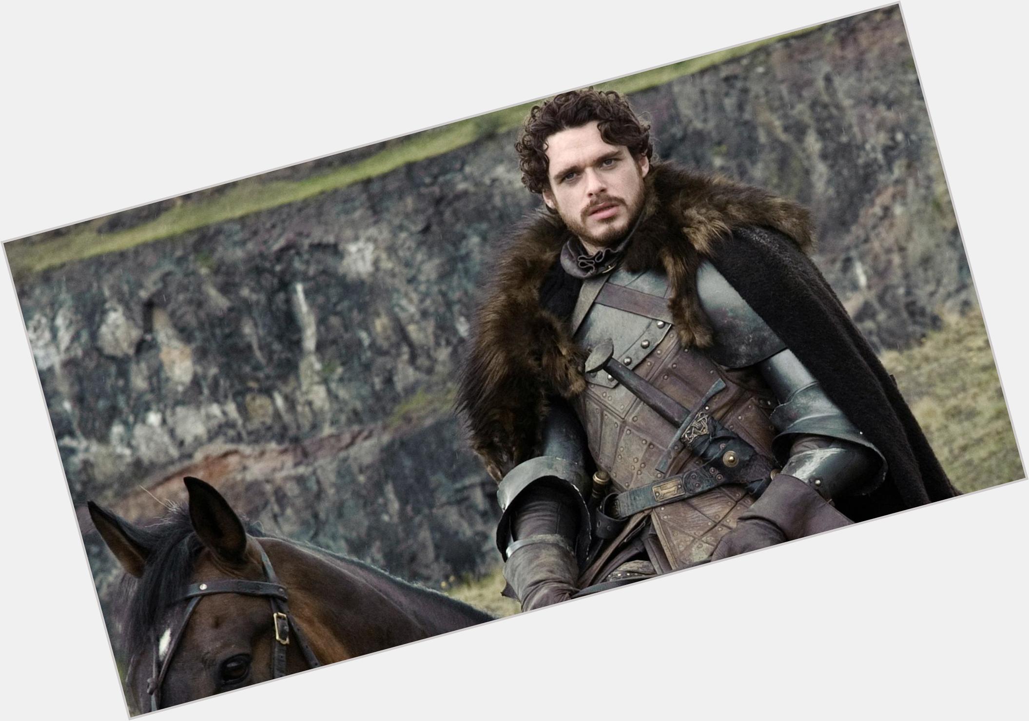 <a href="/hot-men/robb-stark/is-he-dead-really-alive-avenged">Robb Stark</a> Athletic body,  dark brown hair & hairstyles