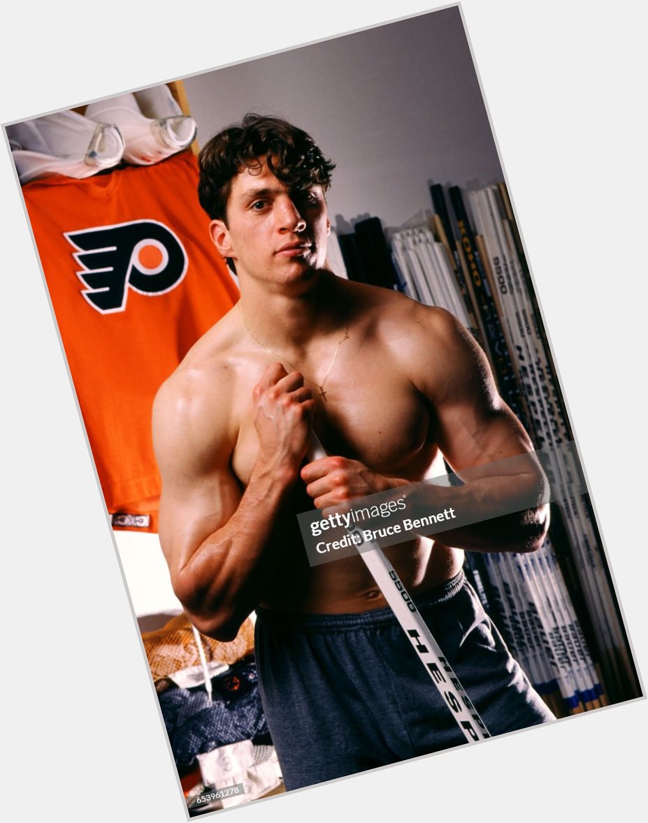 <a href="/hot-men/rod-brind-amour/where-dating-news-photos">Rod Brind Amour</a> Athletic body,  