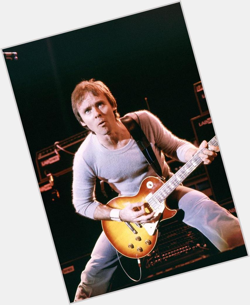 <a href="/hot-men/ronnie-montrose/where-dating-news-photos">Ronnie Montrose</a> Average body,  light brown hair & hairstyles