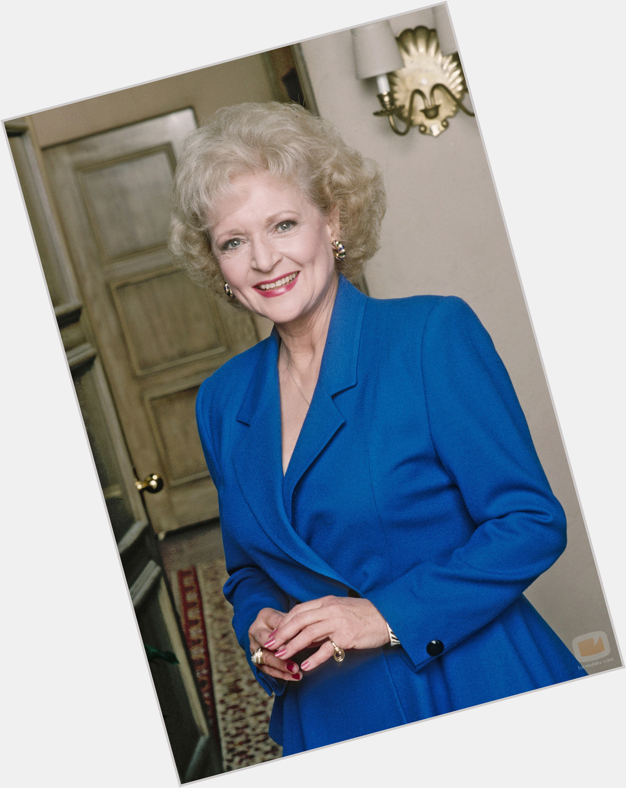<a href="/hot-women/rose-nylund/where-dating-news-photos">Rose Nylund</a> Slim body,  grey hair & hairstyles