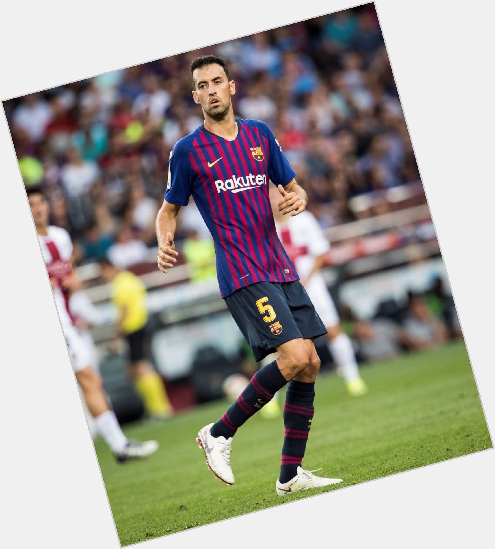 <a href="/hot-men/sergio-busquets/is-he-good-overrated-racist-dive-leaving-barcelona">Sergio Busquets</a> Athletic body,  dark brown hair & hairstyles