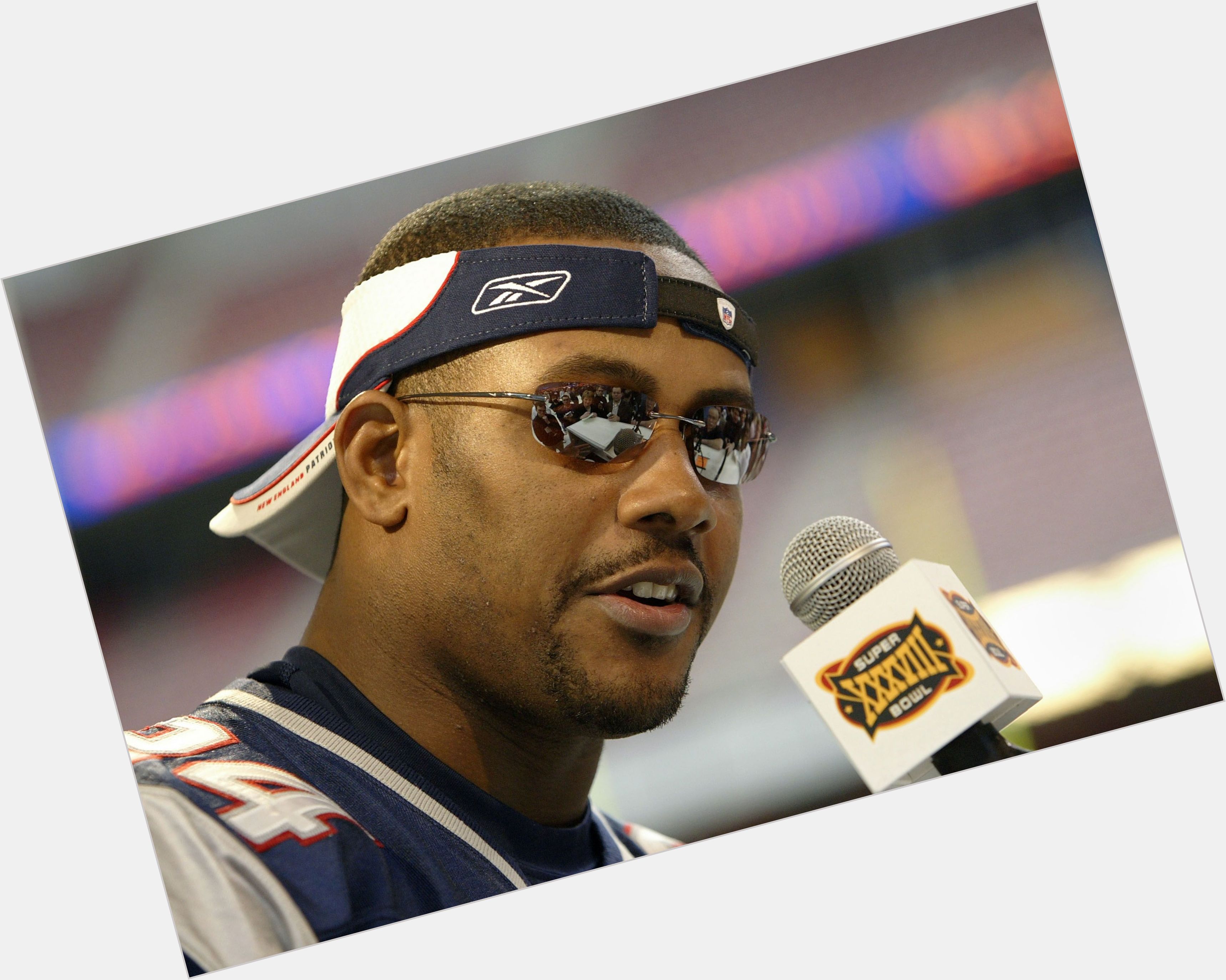 <a href="/hot-men/ty-law/is-he-married-hall-famer">Ty Law</a> Athletic body,  dark brown hair & hairstyles