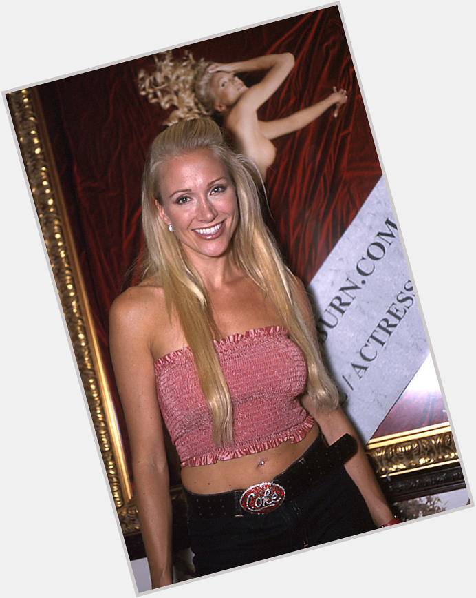 <a href="/hot-women/wendi-winburn/where-dating-news-photos">Wendi Winburn</a> Average body,  blonde hair & hairstyles