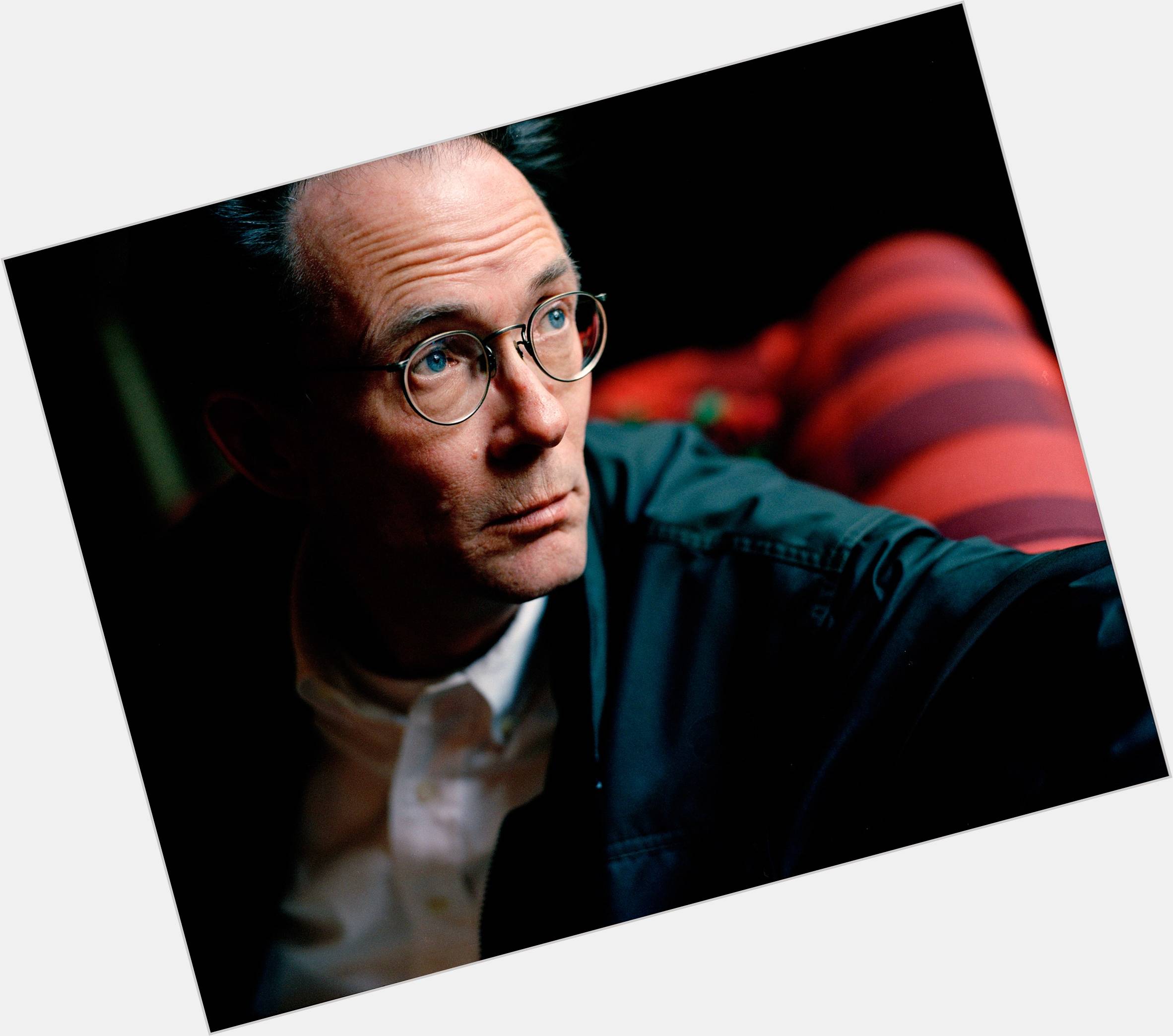 <a href="/hot-men/william-gibson/where-dating-news-photos">William Gibson</a> Average body,  grey hair & hairstyles