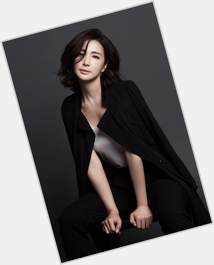 Yoon Hae Young sexy 4.jpg
