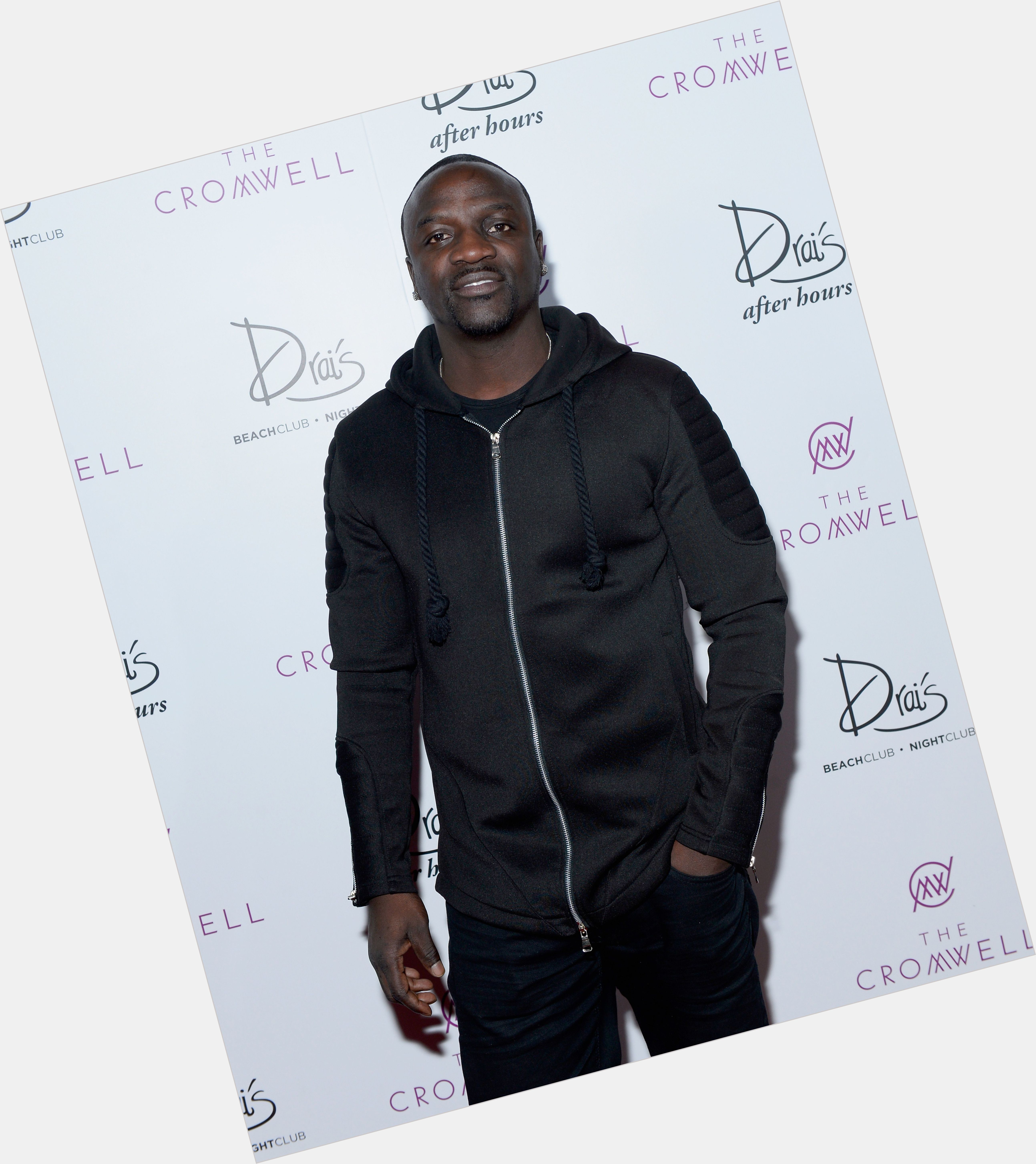 Akon Thiam new pic 1