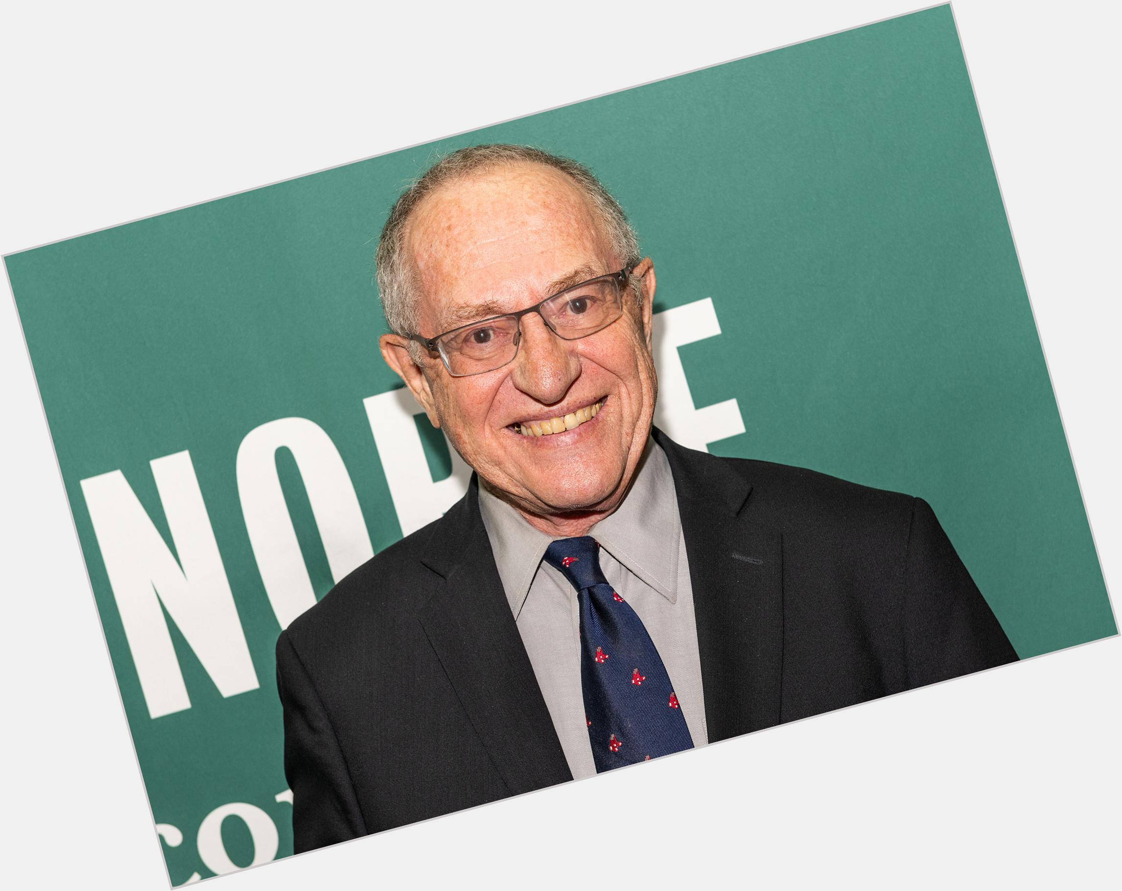 Alan M Dershowitz Average body,  salt and pepper hair & hairstyles