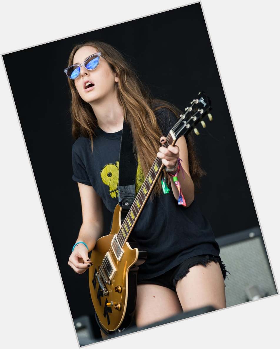 Alana Mychal Haim dating 2