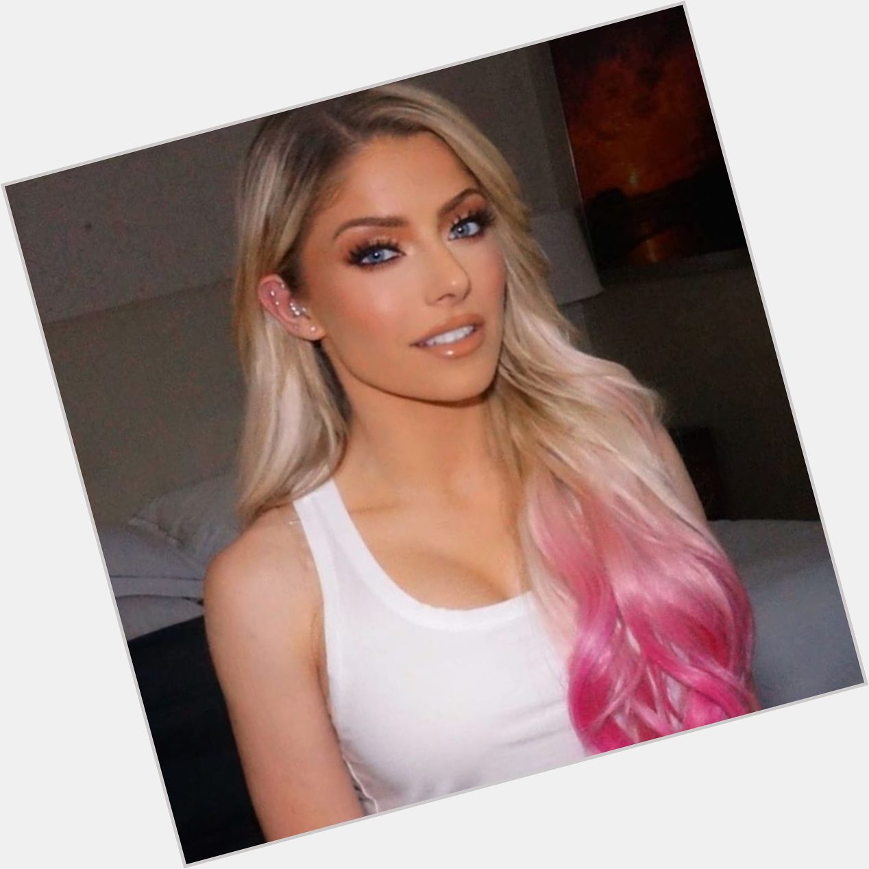Alexa Bold  blonde hair & hairstyles