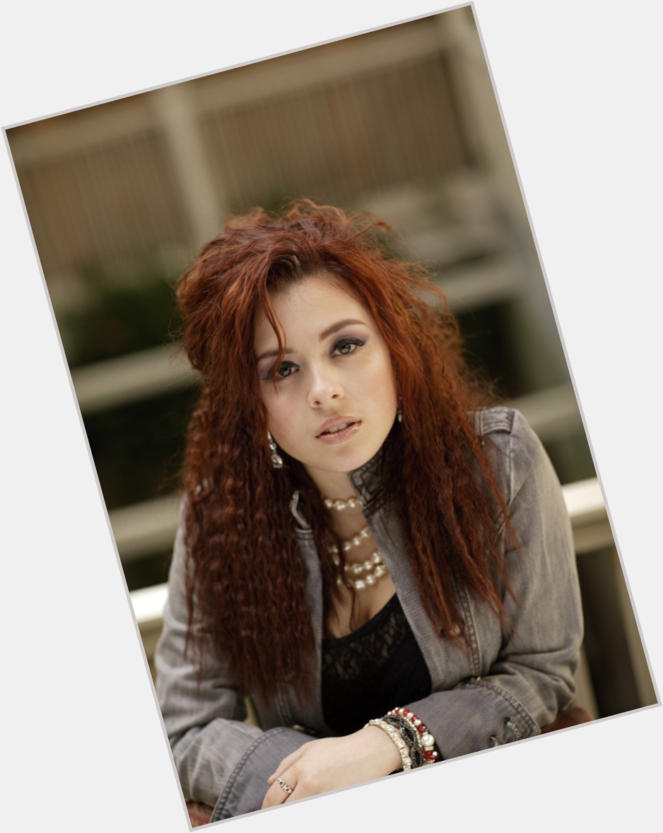 Amanda Shaw picture 1
