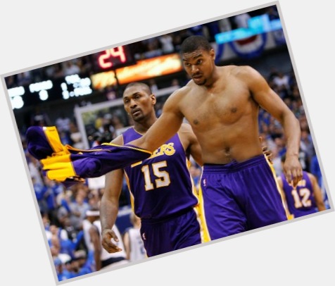 Andrew Bynum new pic 3