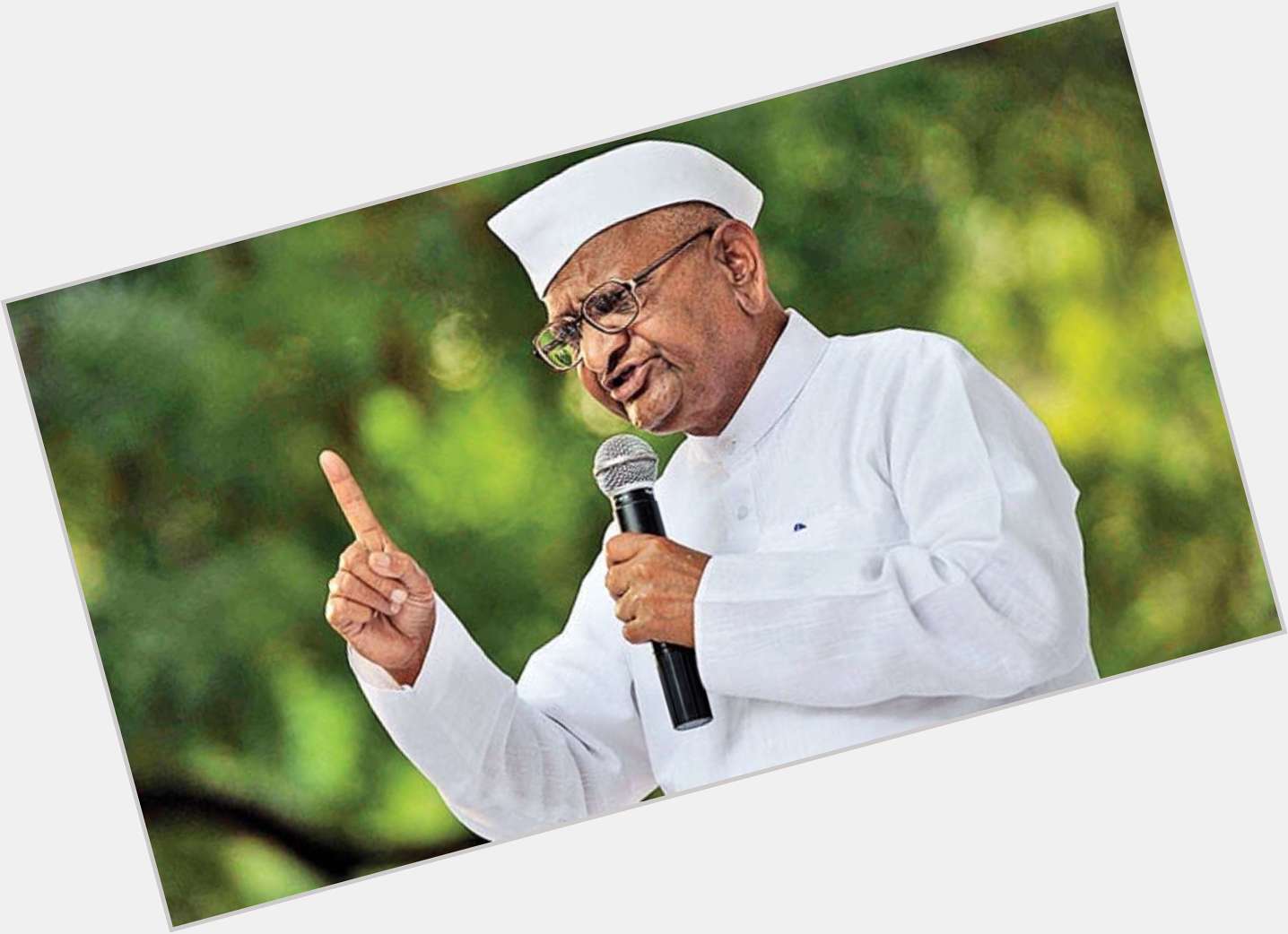 Anna Hazare dating 1