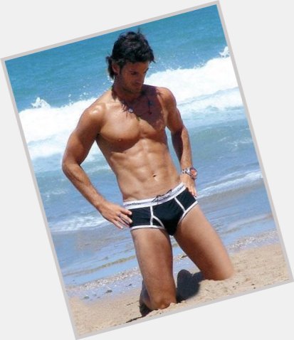 Aitor Ocio shirtless bikini