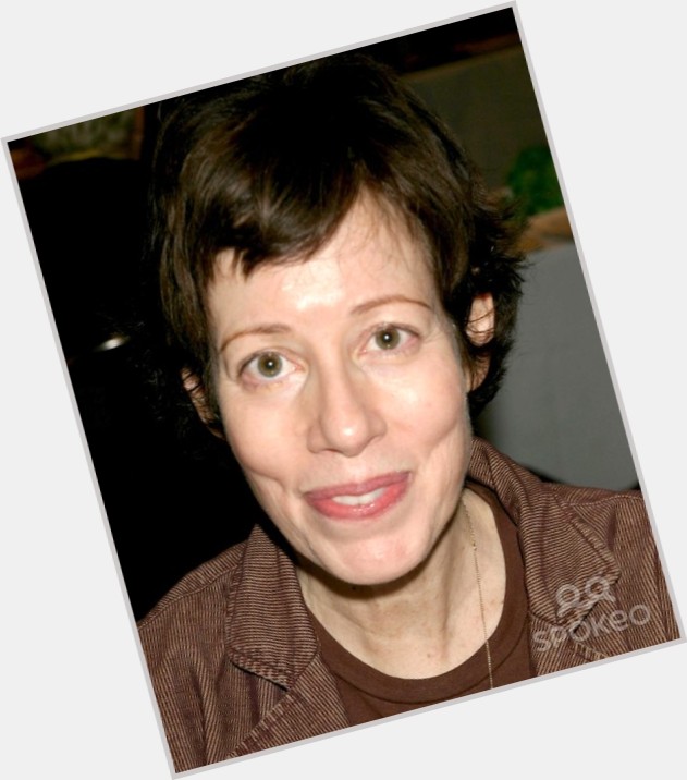 Allyce Beasley Slim body,  dark brown hair & hairstyles