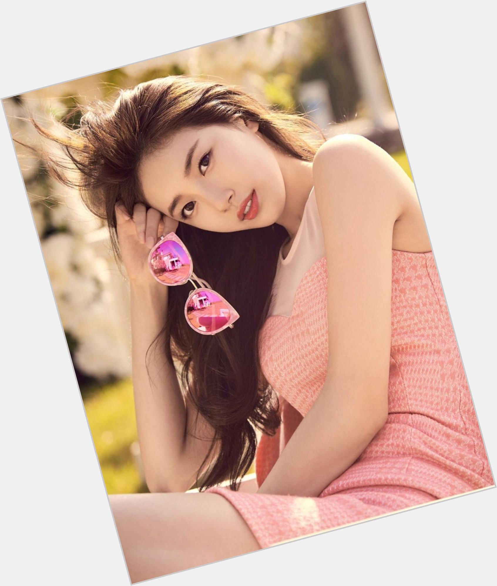 Bae Suzy exclusive hot pic 4